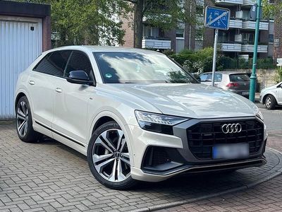 Usata Audi Q8 Ambiente 340 CV (250 kW) 2021 Beige SUV
