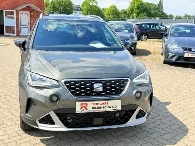 Gebraucht Seat Arona Xperience 116 PS (85 kW) 2024 Grau SUV