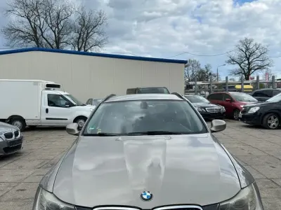 Gebraucht BMW 318 143 PS (105 kW) 2011 Beige Kombi