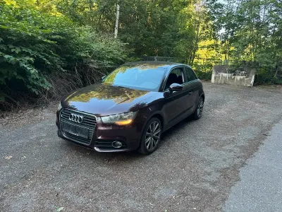 Gebraucht Audi A1 Ambition 122 PS (89 kW) 2010 Violet Kleinwagen