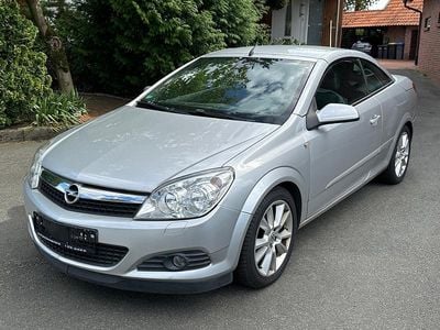 Gebraucht Opel Astra Cabriolet Cosmo 140 PS (102 kW) 2007 Silber Cabrio