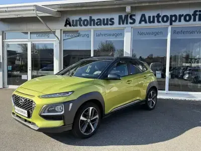 Gebraucht Hyundai Kona Premium 120 PS (88 kW) 2020 Gelb SUV