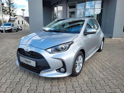 Gebraucht Toyota Yaris Hybrid Comfort 116 PS (85 kW) 2024 Silber Limousine