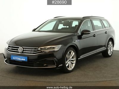 Gebraucht VW Passat GTE 218 PS (160 kW) 2022 Deep black perleffekt Kombi