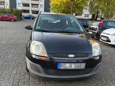 Second-hand Ford Fiesta 69 CP (50 kW) 2006 Negru Hatchback
