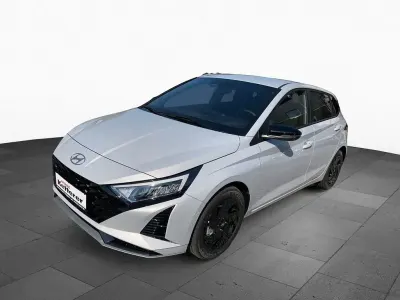 Neu Hyundai i20 Blackline 90 PS (66 kW) 2026 Grau Kleinwagen