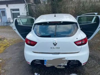 Gebraucht Renault Clio 73 PS (53 kW) 2018 Weiß Limousine