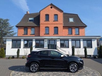 Gebraucht Hyundai Kona Trend 100 kW (136 PS) 2021 Schwarz SUV