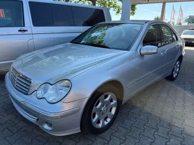 Gebraucht Mercedes C200 163 PS (119 kW) 2006 Silber Limousine