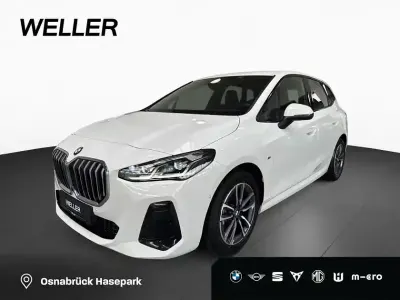 Gebraucht BMW 220 Active Tourer M Sport 170 PS (125 kW) 2025 Alpinweiss iii (weiß) Van / Kleinbus