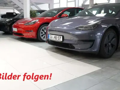 Gebraucht Tesla Model 3 Long Range RWD 350 kW (476 PS) 2023 Midnight silver Limousine