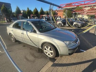 Gebraucht Ford Mondeo 145 PS (106 kW) 2005 Grau Limousine