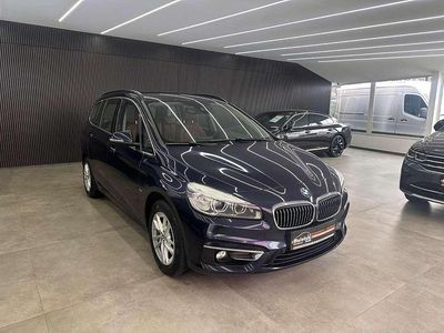 Blau Gebraucht 2017 BMW 218 Van / Kleinbus | 11.950 € (Etwas zu teuer)