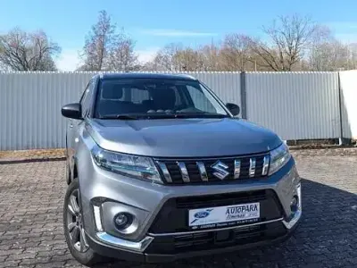 Second-hand Suzuki Vitara Comfort 129 CP (94 kW) 2022 Argintiu SUV