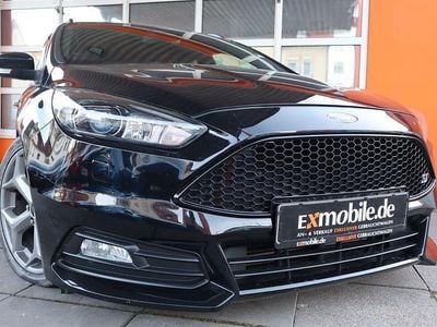 Używany Ford Focus ST 250 KM (183 kW) 2017 Czarny Kombi