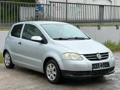 Używany VW Fox 54 KM (39 kW) 2006 Srebrny Hatchback