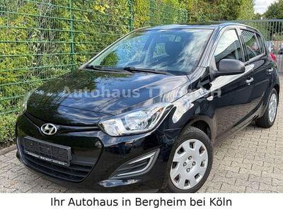 Gebraucht Hyundai i20 Trend 75 PS (55 kW) 2013 Schwarz Kleinwagen