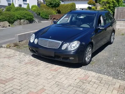 Używany Mercedes E220