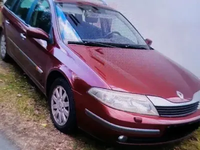 Używany Renault Laguna II 135 KM (99 kW) 2004 Czerwony Kombi