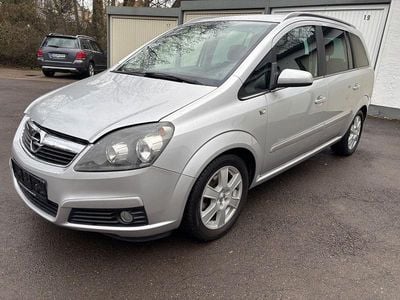 Gebraucht Opel Zafira Edition+ 140 PS (102 kW) 2006 Silber Van / Kleinbus