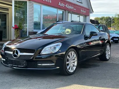 Gebraucht Mercedes SLK200 184 PS (135 kW) 2012 Schwarz Cabrio