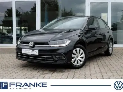 Gebraucht VW Polo Style 110 PS (80 kW) 2022 Deep black perleffekt Kleinwagen