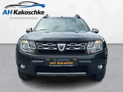 Gebraucht Dacia Duster 125 PS (91 kW) 2016 Perlmuttschwarz SUV