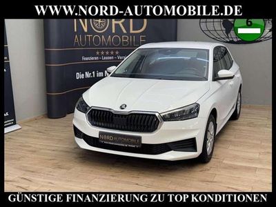 Gebraucht Skoda Fabia Ambition 65 PS (47 kW) 2022 Weiß Kleinwagen