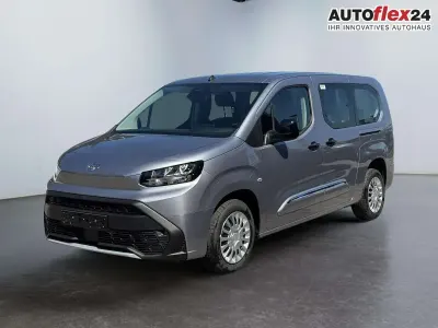 Neu Toyota Proace Verso Business Edition 110 PS (80 kW) 2025 Weiß Kombi