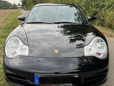 Porsche 911 Carrera 4