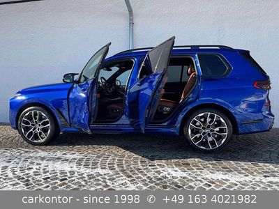 Gebraucht BMW X7 M Sport 530 PS (389 kW) 2023 Marina bay blue metallic SUV