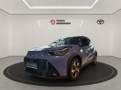 Neu Toyota Aygo X 116 PS (85 kW) 2026 Schwarz SUV
