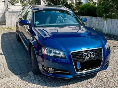 Gebraucht Audi A3 S-Line 125 PS (91 kW) 2012 Blau Kleinwagen