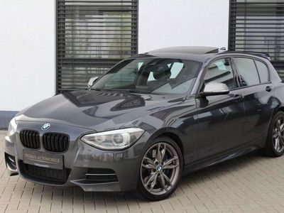 gebraucht BMW 135 i Automatik Limo **NAVI KAMERA LEDER 1.HAND!