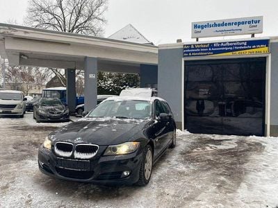 Schwarz Gebraucht 2010 BMW 318 Comfort Edition Kombi | 2.299 € (Superpreis)