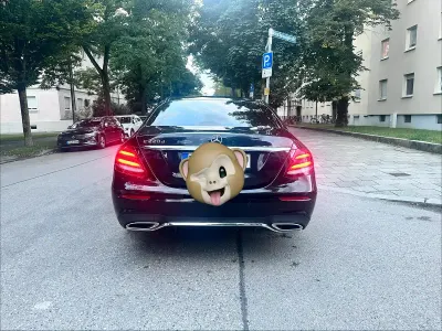 Gebraucht Mercedes E220 AMG line 194 PS (142 kW) 2019 Schwarz Limousine