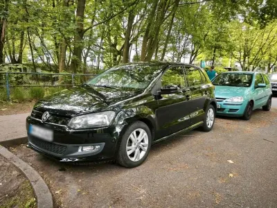 Gebraucht VW Polo 90 PS (66 kW) 2012 Schwarz Kleinwagen