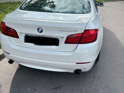 Silber Gebraucht 2011 BMW ActiveHybrid 5 Performance Limousine | 10.000 €