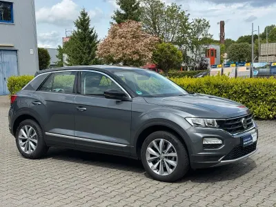 Usata VW T-Roc Style 150 CV (110 kW) 2019 Grigio SUV