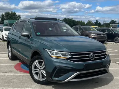 Gebraucht VW Tiguan Allspace Elegance 200 PS (147 kW) 2022 Blau SUV