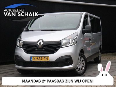 Gebraucht Renault Trafic Authentique 95 PS (69 kW) 2016 Grau Van / Kleinbus