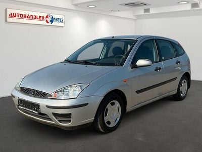 Gebraucht Ford Focus Ambiente 101 PS (74 kW) 2003 Silber Limousine
