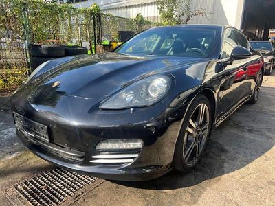 Porsche Panamera 4S