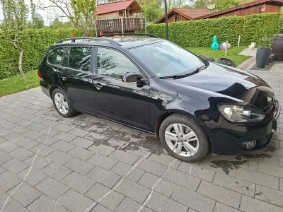 Gebraucht VW Golf VII Match 140 PS (102 kW) 2013 Schwarz Limousine
