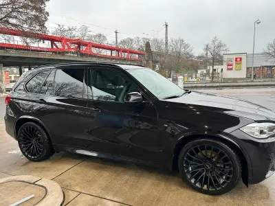 Gebraucht BMW X5 M Sport 313 PS (230 kW) 2014 Schwarz SUV