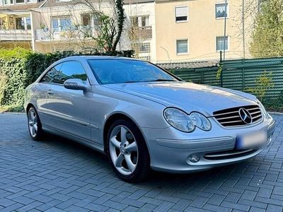 Gebraucht Mercedes CLK320 218 PS (160 kW) 2003 Silber Coupé