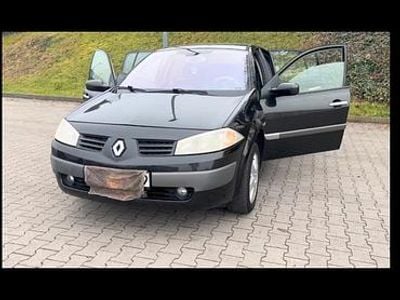 Schwarz Gebraucht 2005 Renault Mégane II Kleinwagen | 2.000 € (Fairer Preis)