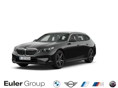 Gebraucht BMW 520 Comfort Edition 197 PS (144 kW) 2024 Schwarz Kombi