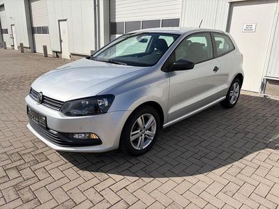 Gebraucht VW Polo Trendline 60 PS (44 kW) 2015 Silber Kleinwagen