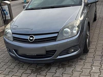 Gebraucht Opel Astra GTC Edition+ 125 PS (91 kW) 2005 Grau Coupé